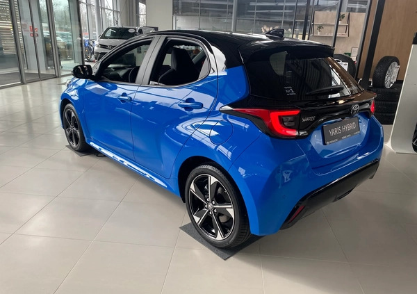Toyota Yaris cena 117900 przebieg: 5, rok produkcji 2024 z Ziębice małe 191